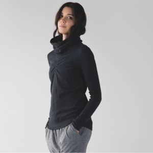 LULULEMON Reversible Cowl Neck In A Cinch Sweater-Womens 4